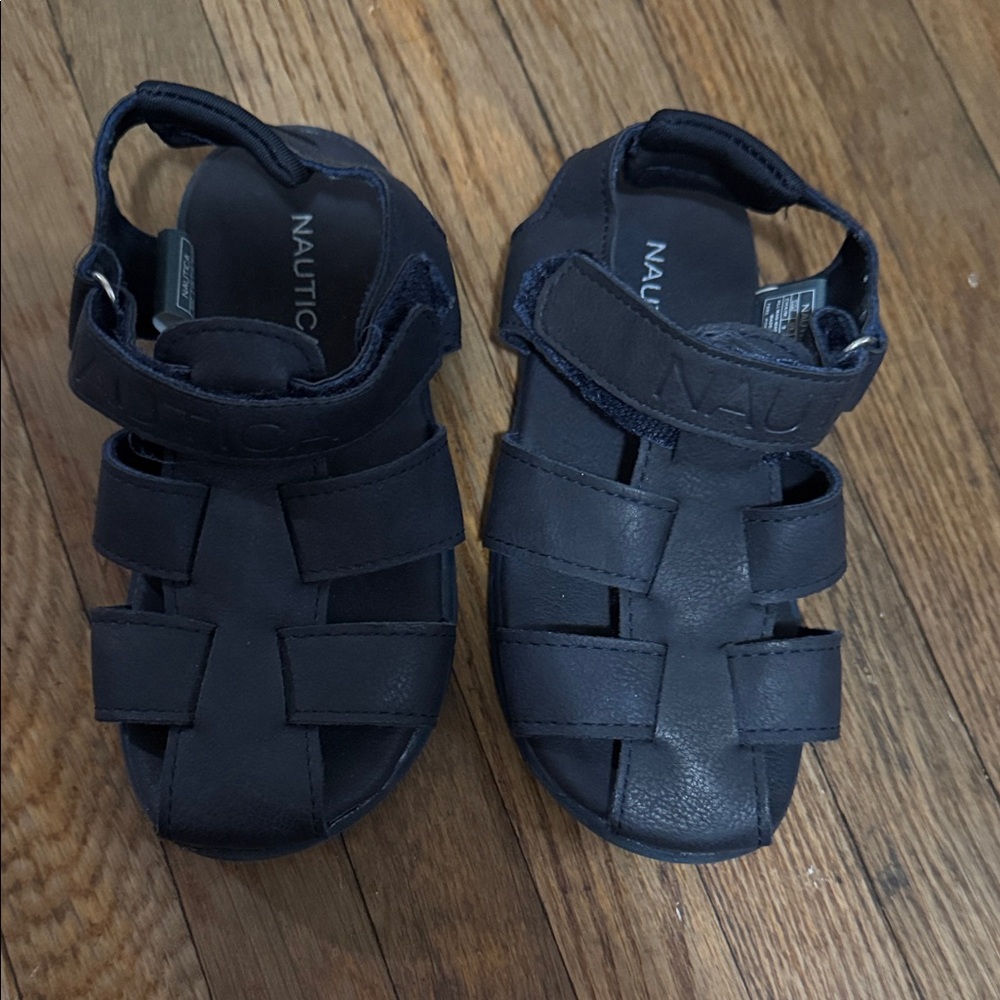 Nautica Boys Navy Hook-and-Loop Fisherman Sandals
